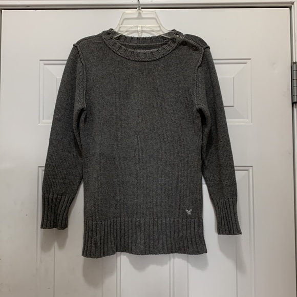American Eagle Outfitters Sweaters - 3/$15 AEO 💯% cotton gray sweater size small